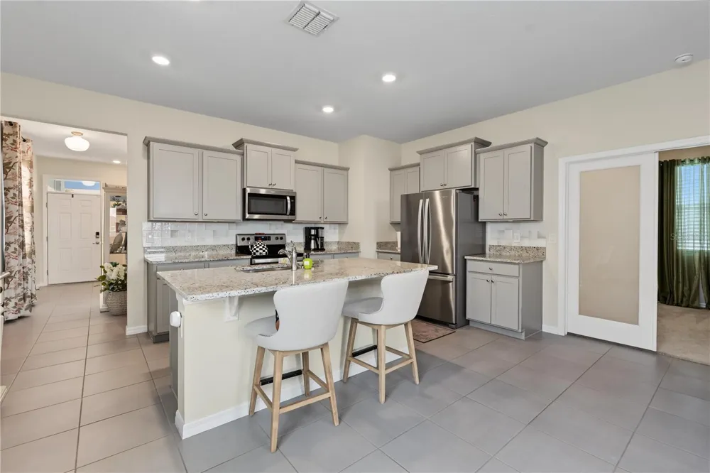 5285 SUNSHINE DRIVE Wildwood, FL 34785