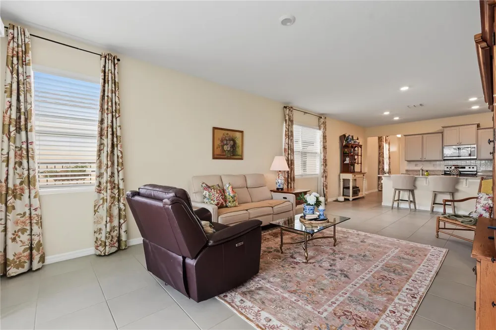 5285 SUNSHINE DRIVE Wildwood, FL 34785