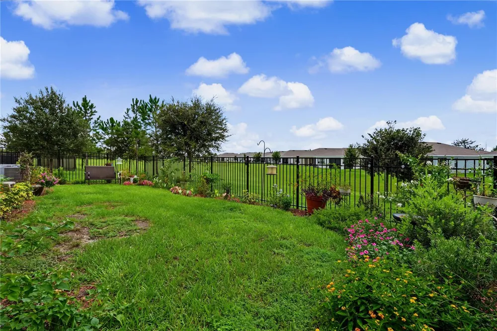 5285 SUNSHINE DRIVE Wildwood, FL 34785