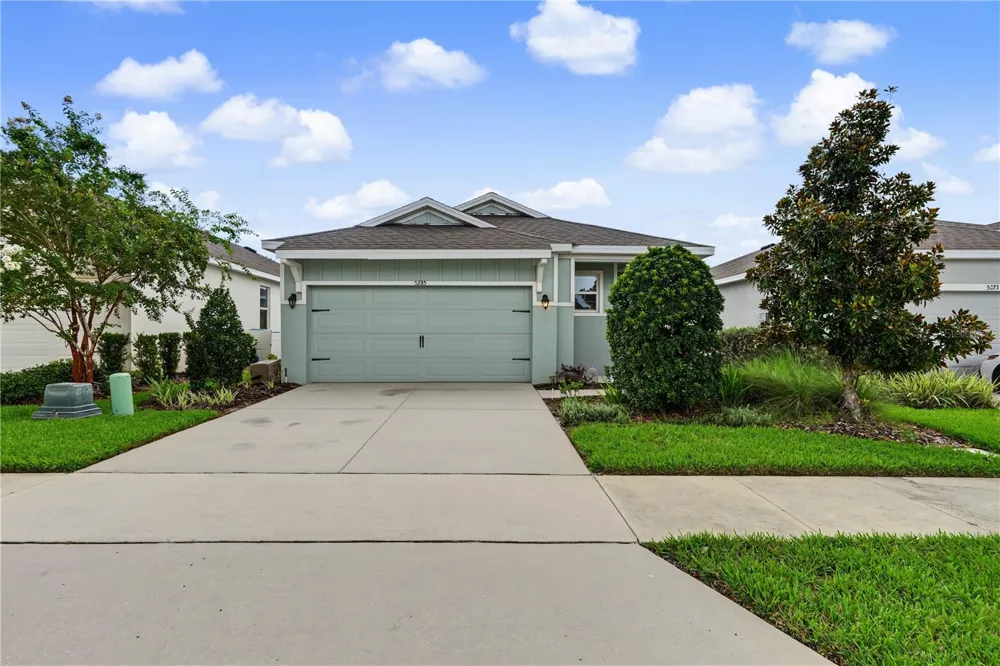 5285 SUNSHINE DRIVE Wildwood, FL 34785
