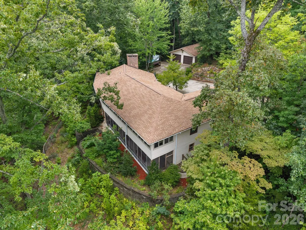 12 E Park Drive Tryon, NC 28782