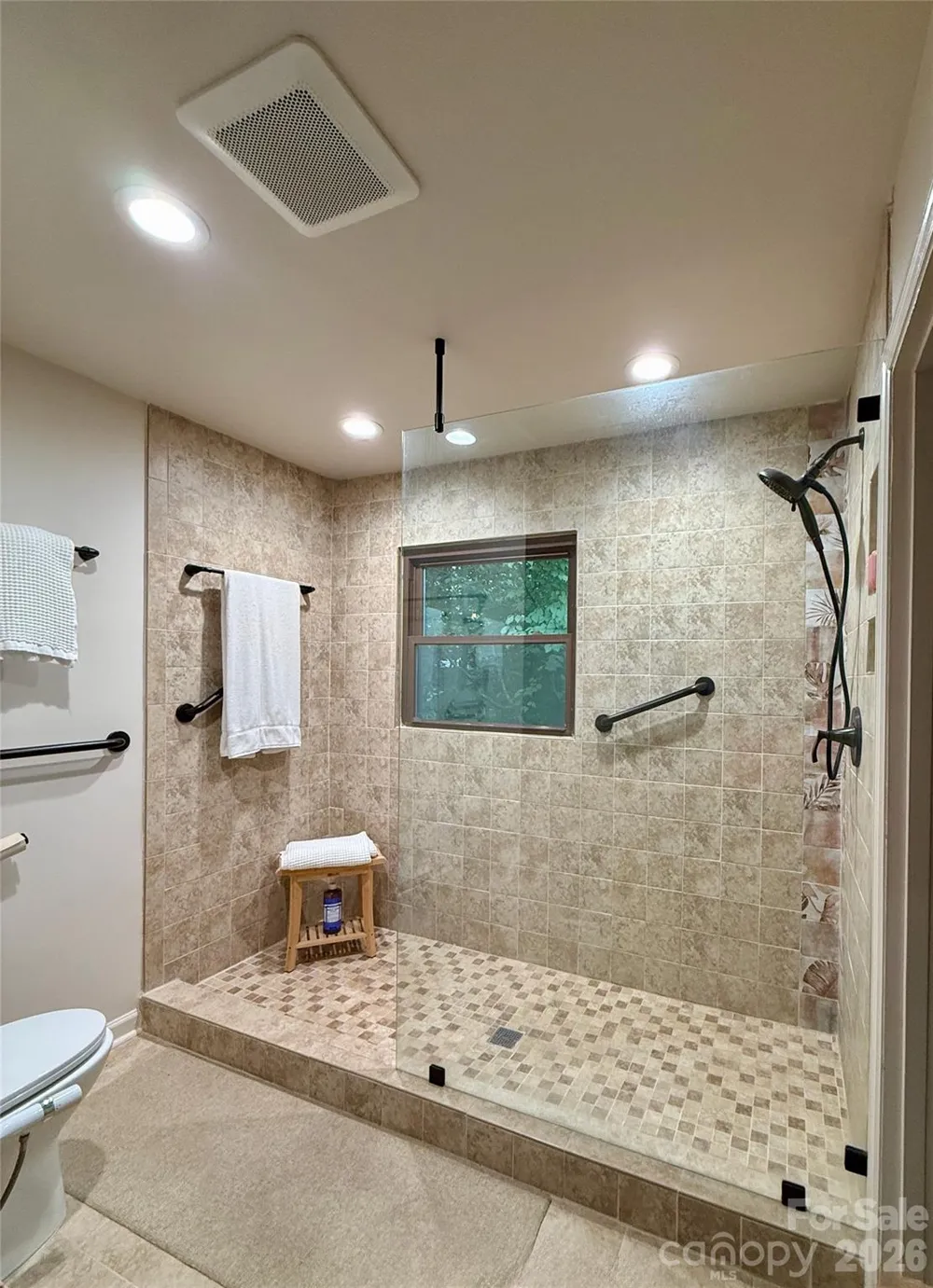 12 E Park Drive Tryon, NC 28782