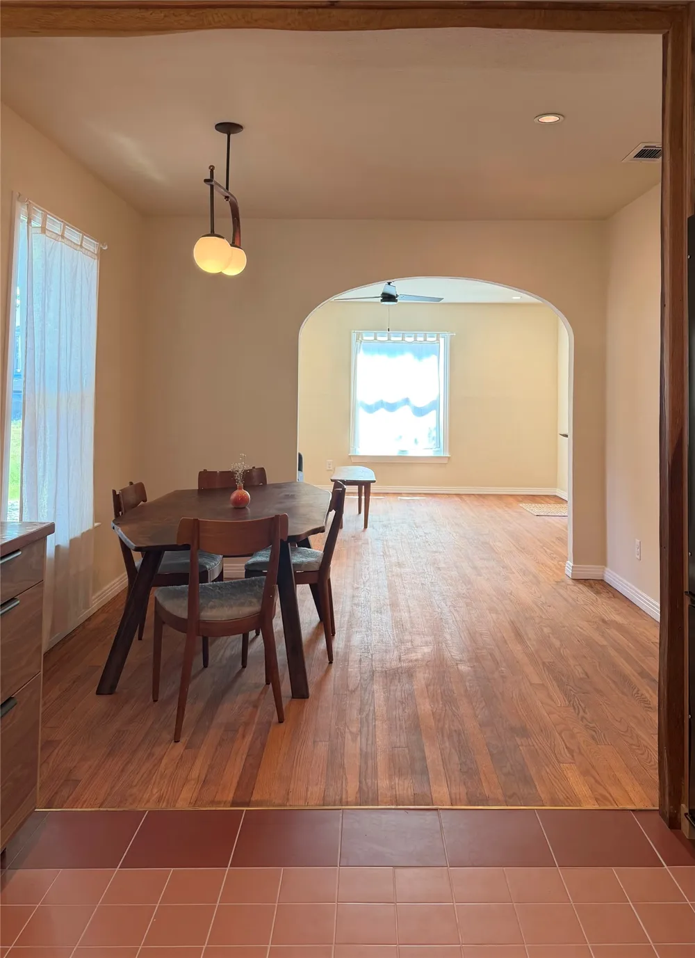 1427 Arizona Avenue Dallas, TX 75216