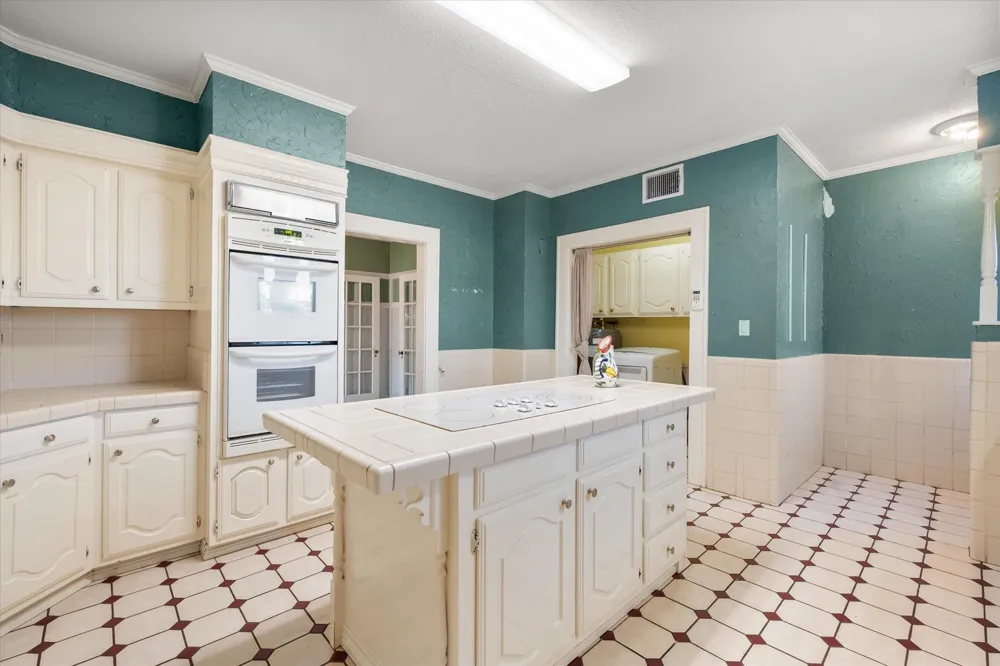 1452 W 2nd Avenue Corsicana, TX 75110