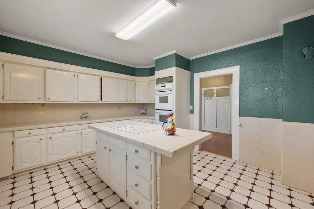 1452 W 2nd Avenue Corsicana, TX 75110