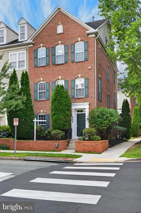 603 GATESTONE STREET