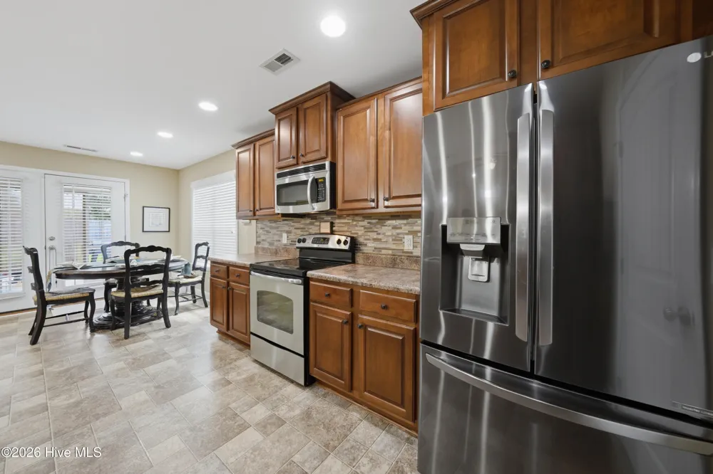 215 Preswick Drive Rocky Point, NC 28457