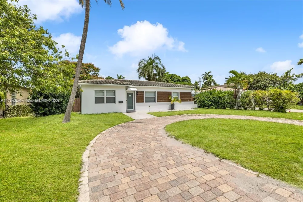 1413 Funston Hollywood, FL 33020