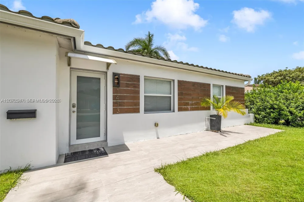1413 Funston Hollywood, FL 33020