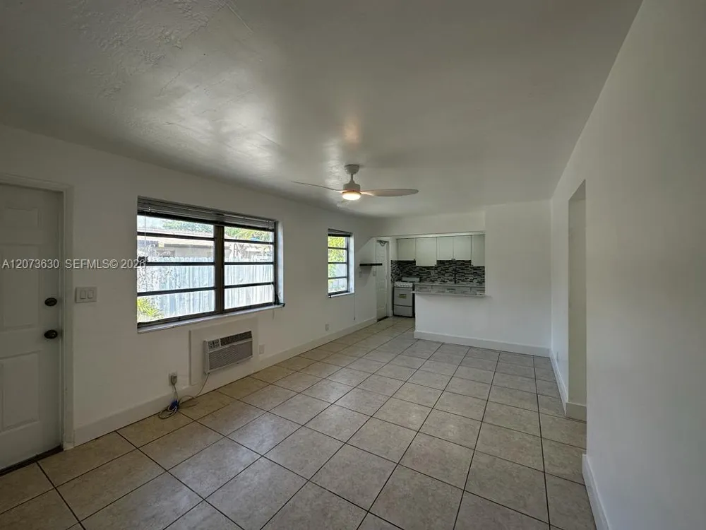 2115 17th Ct #3 Hollywood, FL 33020
