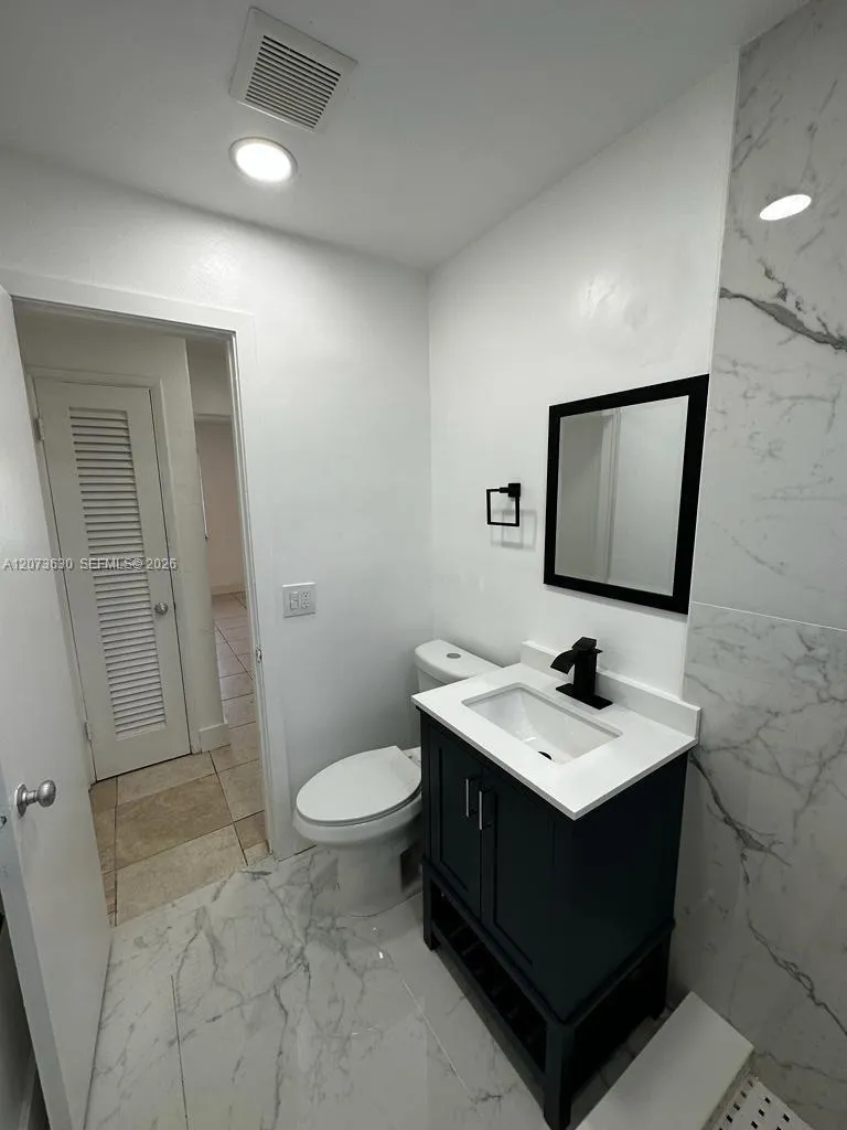 2115 17th Ct #3 Hollywood, FL 33020
