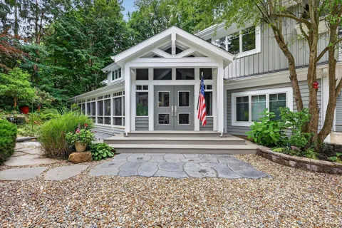 13724 Minnich Road