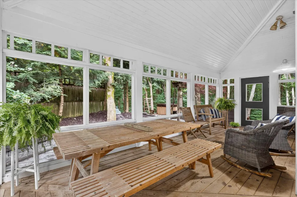 13724 Minnich Road Sawyer, MI 49125