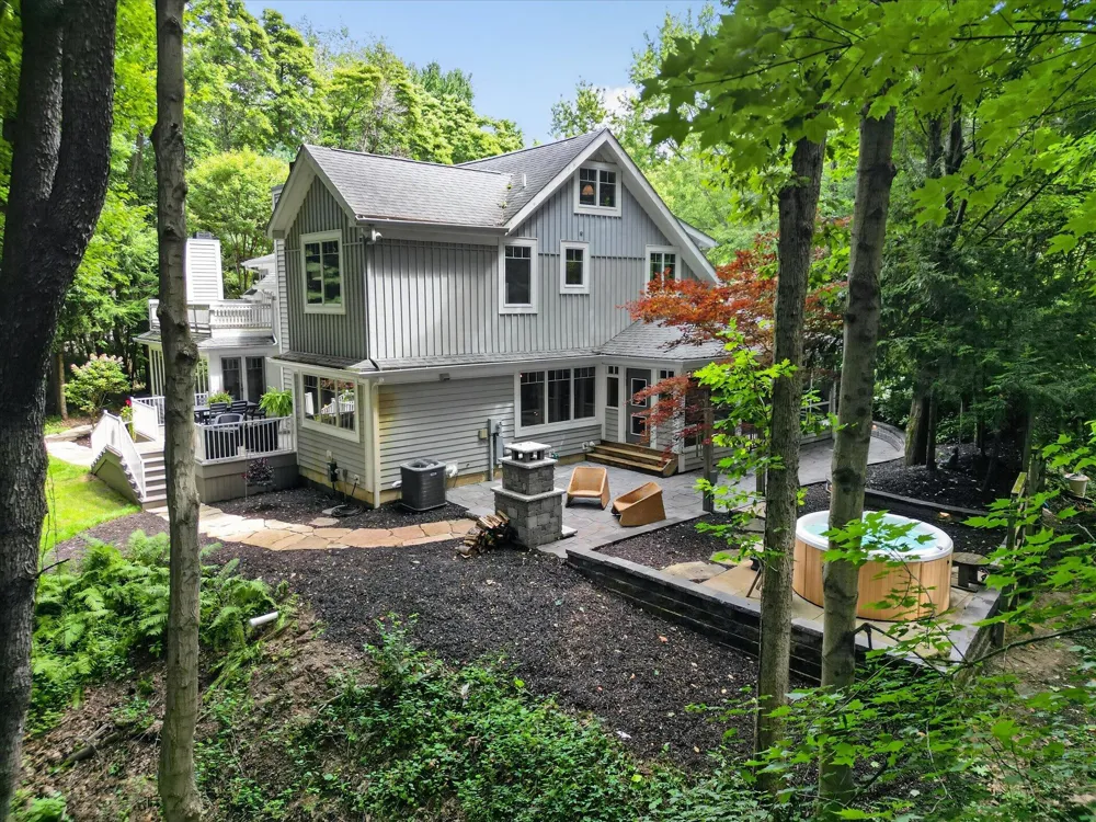 13724 Minnich Road Sawyer, MI 49125