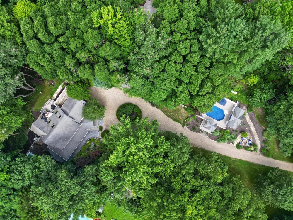 13724 Minnich Road Sawyer, MI 49125