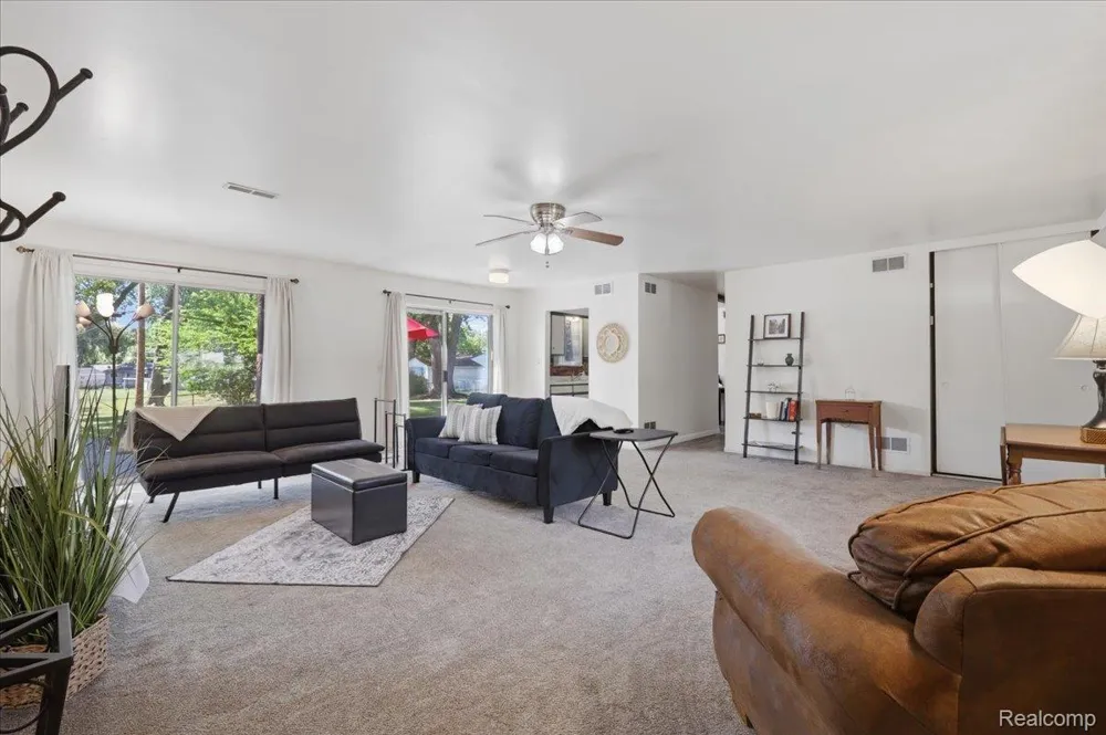 4845 Pelton Road Independence Charter Township, MI 48346