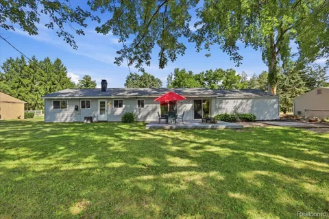 4845 Pelton Road