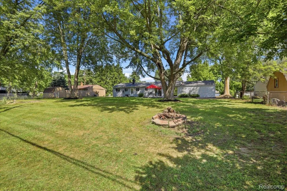 4845 Pelton Road Independence Charter Township, MI 48346
