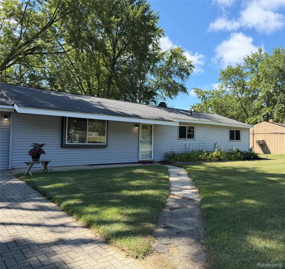 4845 Pelton Road Independence Charter Township, MI 48346