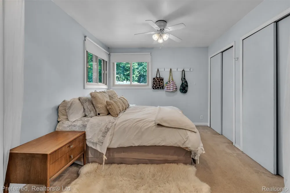 8822 Pontiac Lake Road White Lake Charter Township, MI 48386