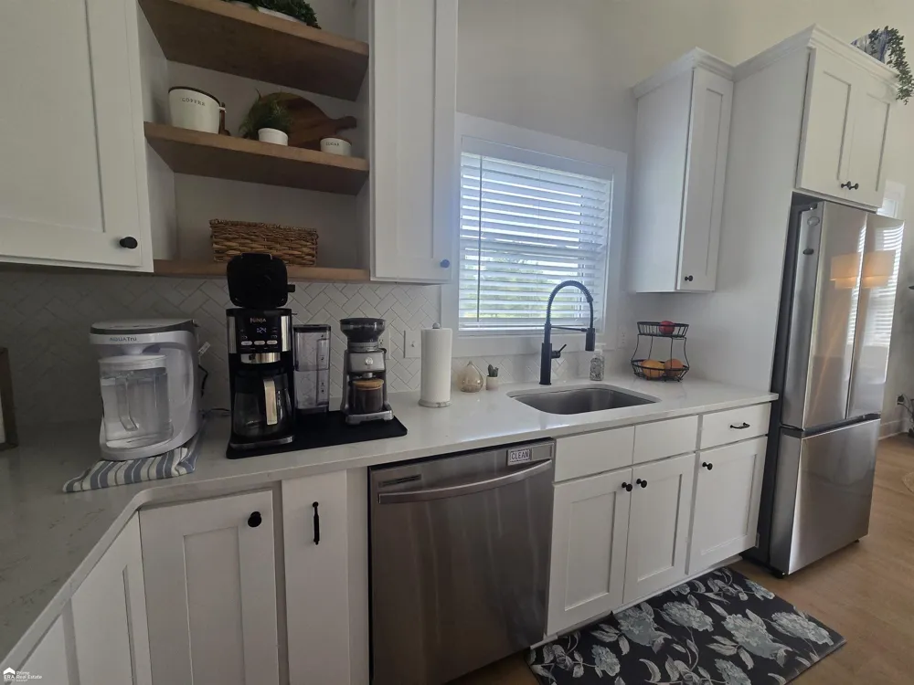 615 Pineview Drive Belding City, MI 48809