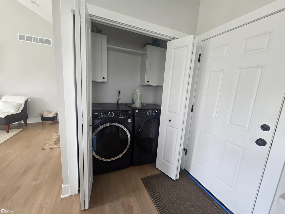 615 Pineview Drive Belding City, MI 48809