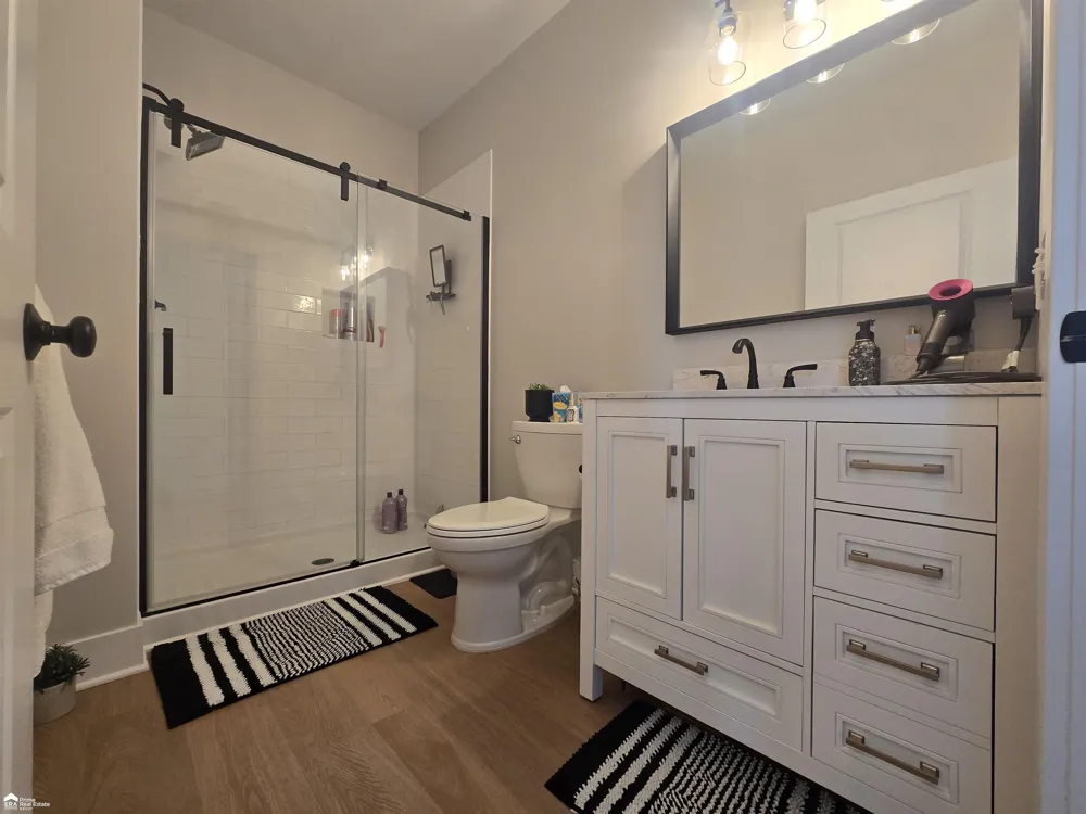615 Pineview Drive Belding City, MI 48809