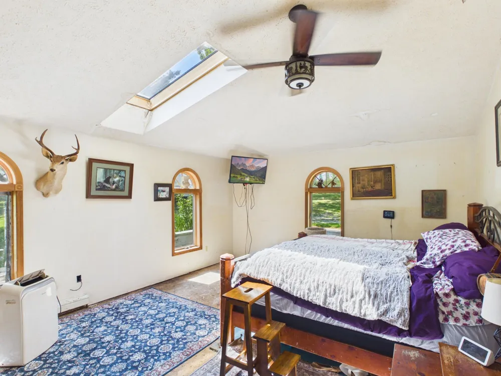 4200 Putnam Road Leelanau Township, MI 49682