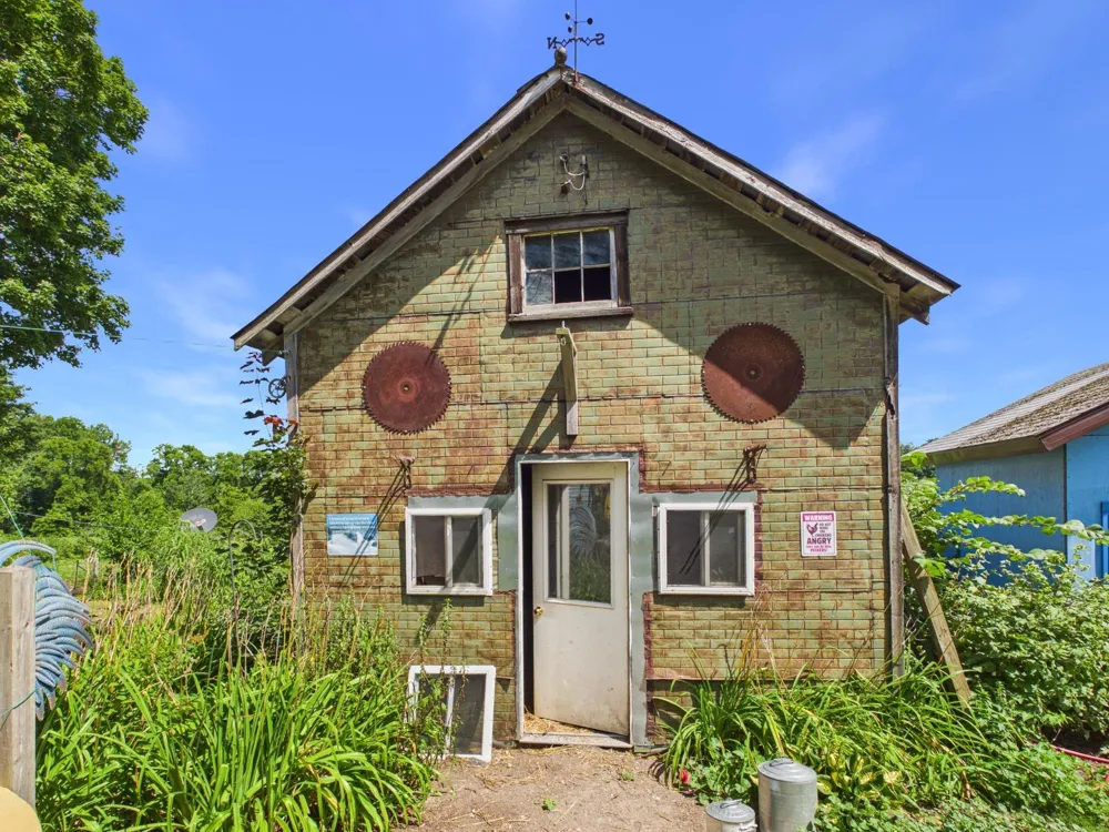 4200 Putnam Road Leelanau Township, MI 49682