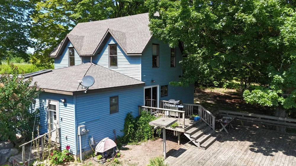 4200 Putnam Road Leelanau Township, MI 49682