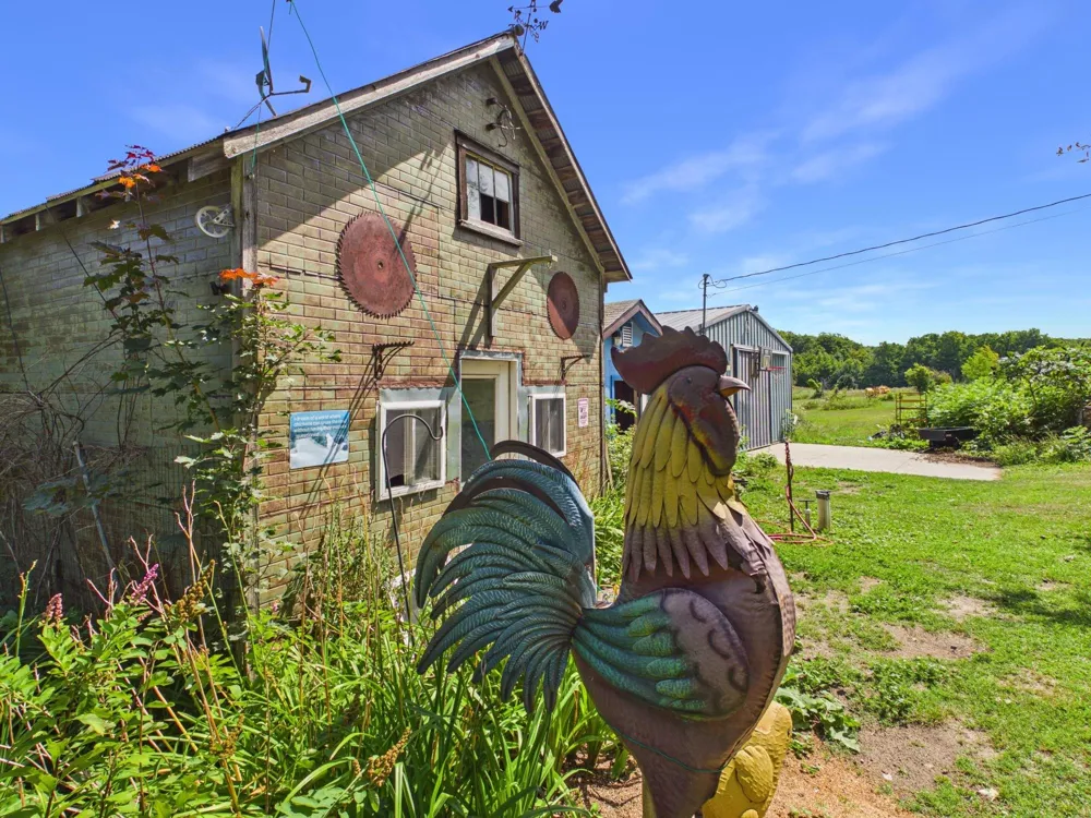4200 Putnam Road Leelanau Township, MI 49682