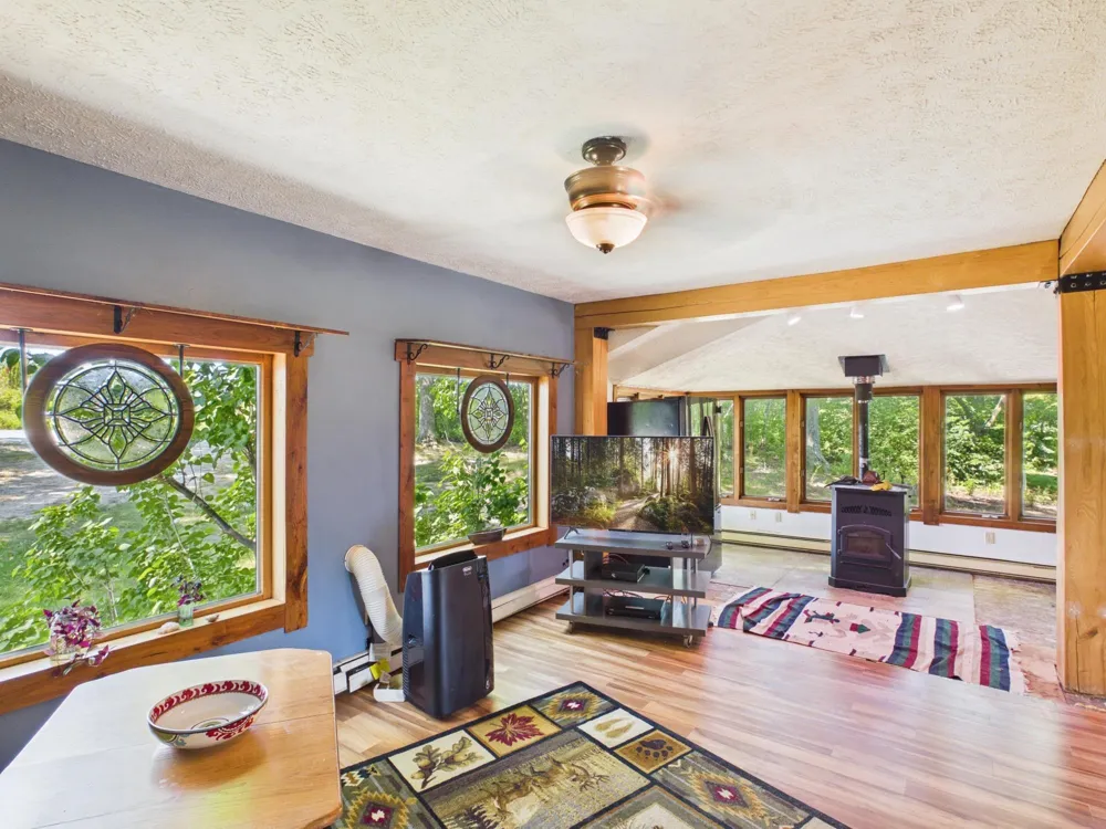 4200 Putnam Road Leelanau Township, MI 49682