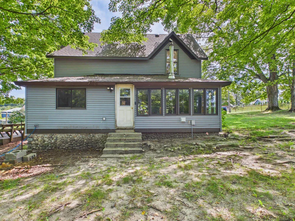 4200 Putnam Road Leelanau Township, MI 49682