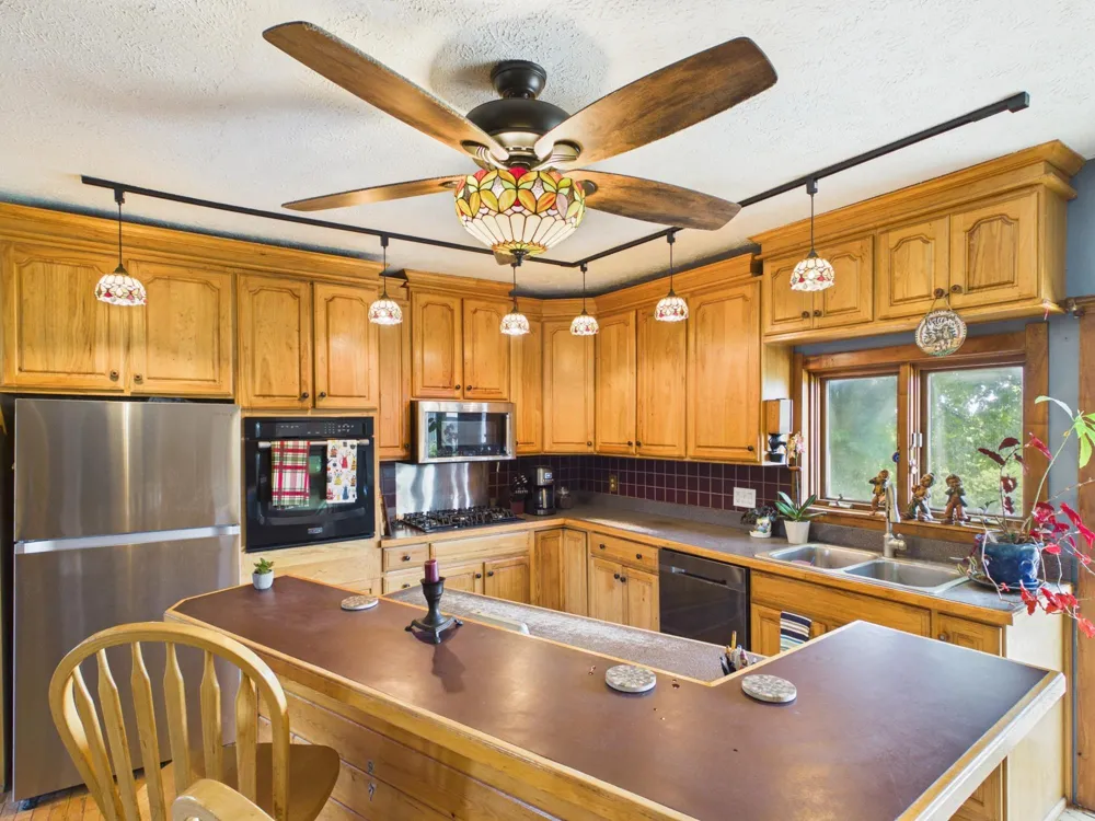 4200 Putnam Road Leelanau Township, MI 49682