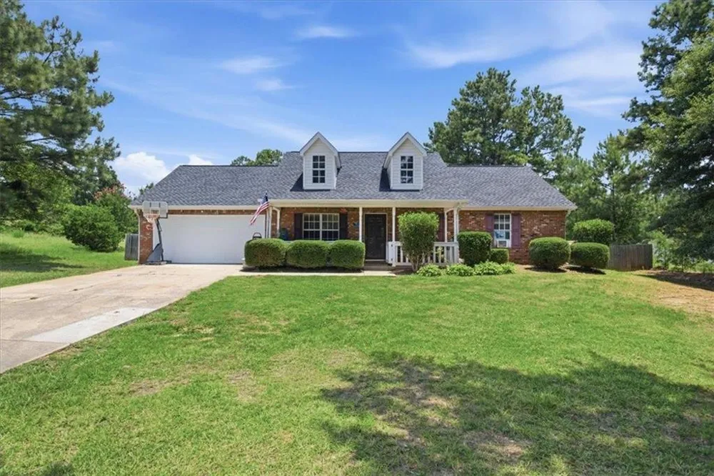 306 Ponderosa Tr Jackson, GA 30233