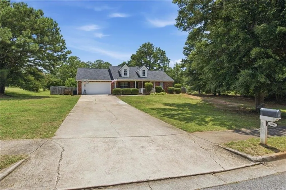 306 Ponderosa Tr Jackson, GA 30233