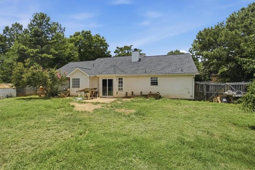 306 Ponderosa Tr Jackson, GA 30233