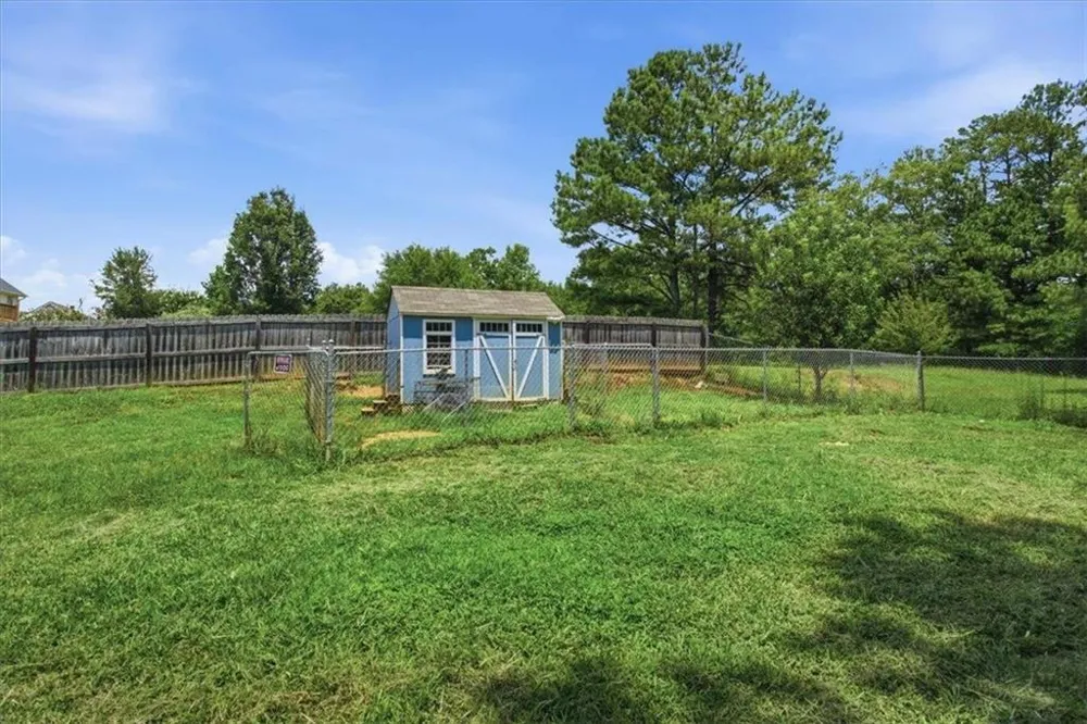 306 Ponderosa Tr Jackson, GA 30233