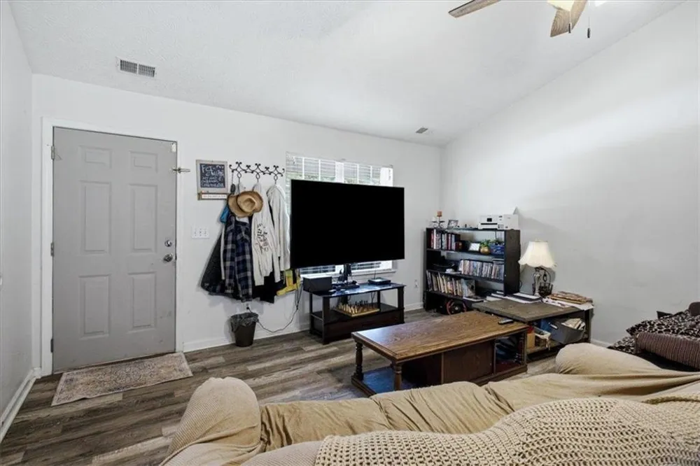 306 Ponderosa Tr Jackson, GA 30233