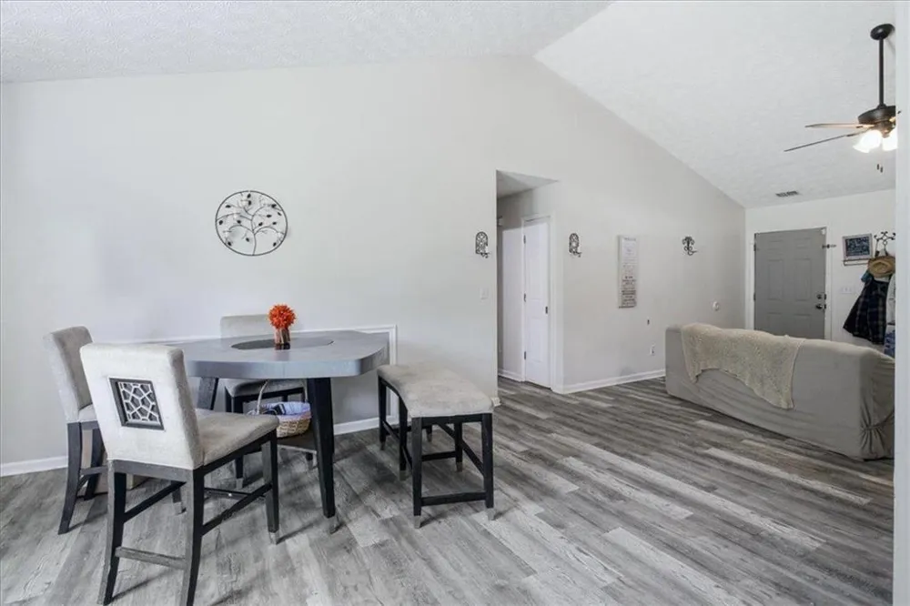 306 Ponderosa Tr Jackson, GA 30233