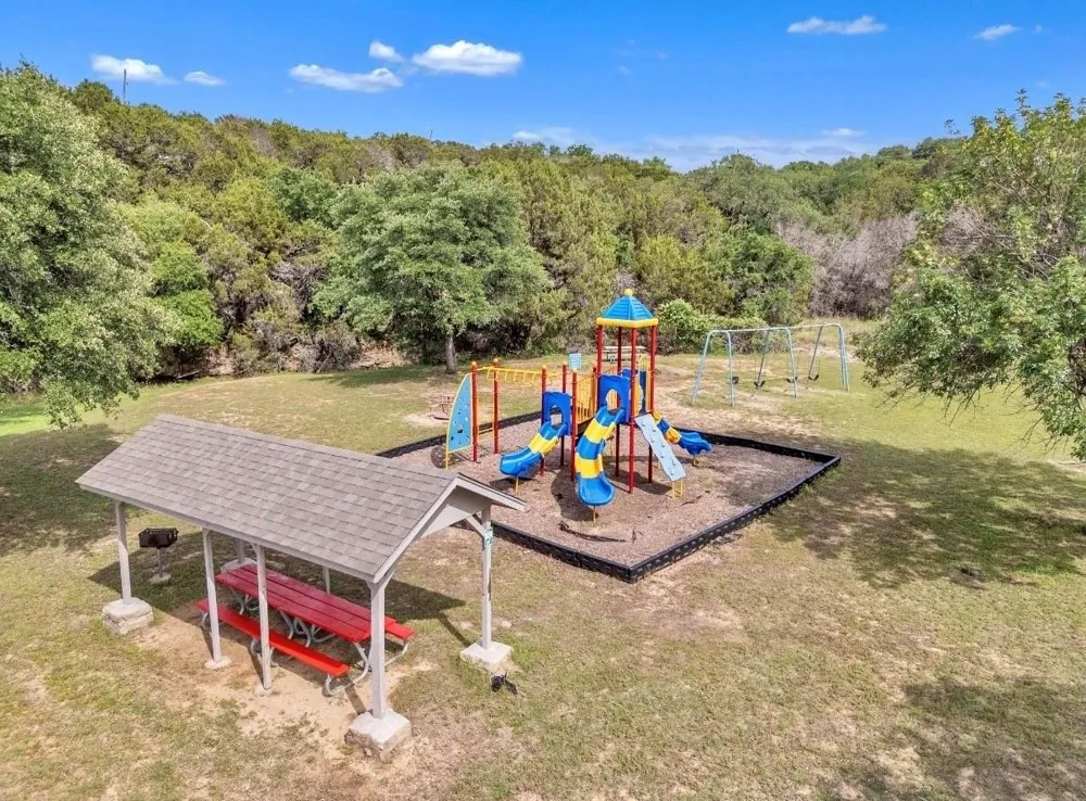 5557 Mercedes Circle Granbury, TX 76048