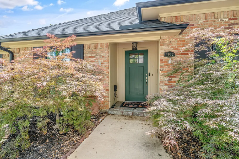 3912 Allendale Tyler, TX 75701
