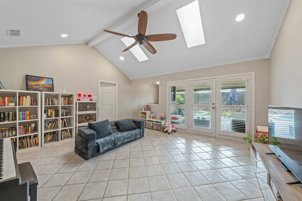 3912 Allendale Tyler, TX 75701