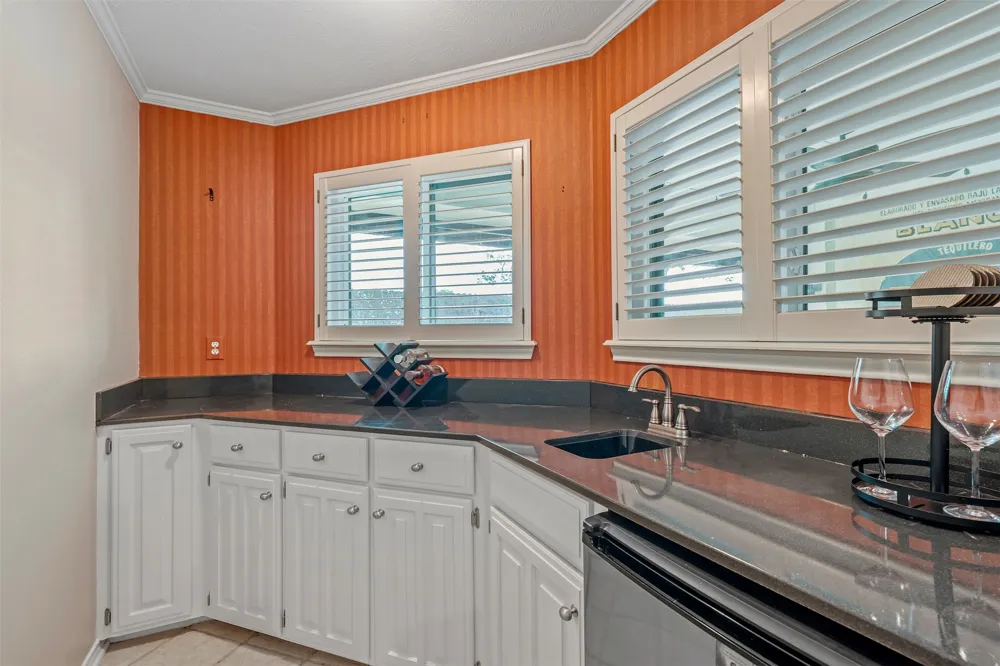 3912 Allendale Tyler, TX 75701