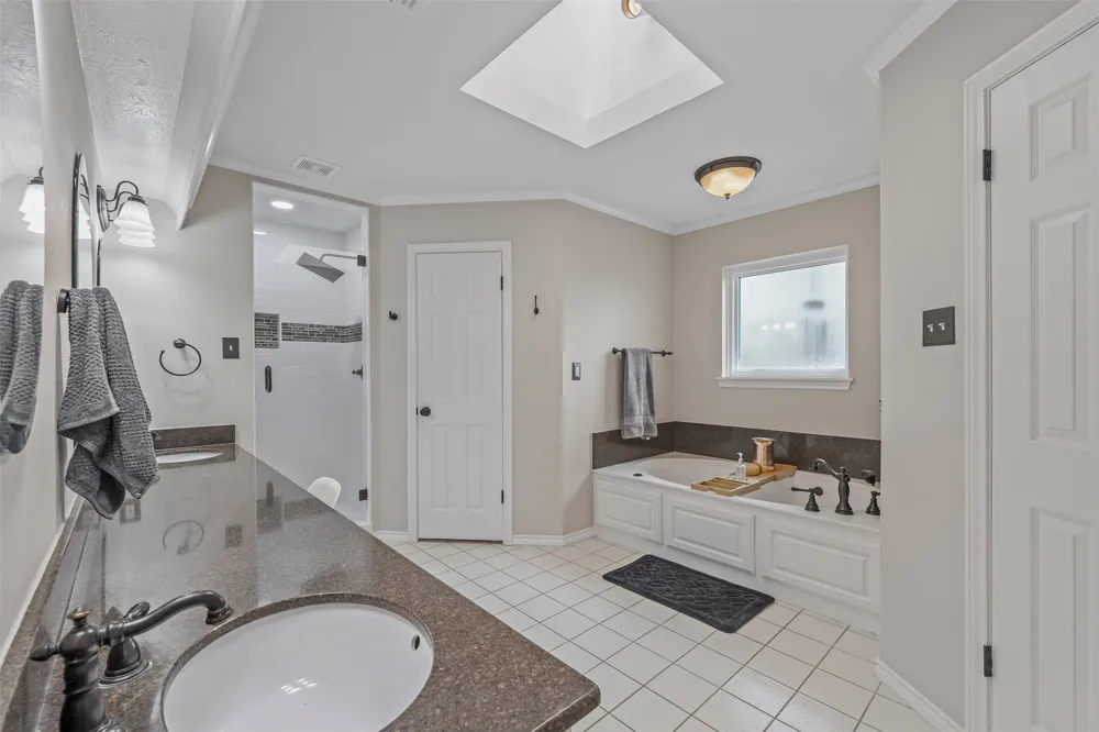 3912 Allendale Tyler, TX 75701