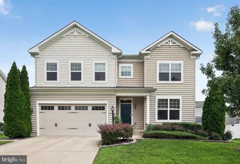 10518 BLACK PINE LANE