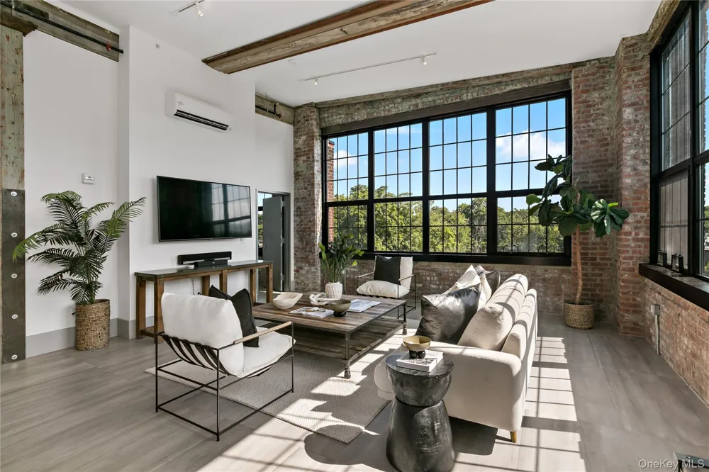 1 E Main Street #404 Beacon, NY 12508