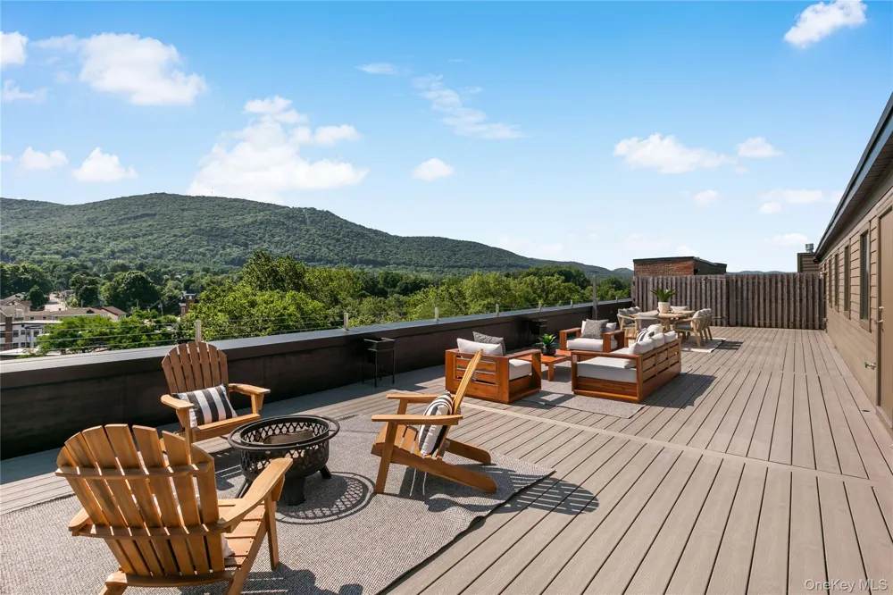 1 E Main Street #404 Beacon, NY 12508
