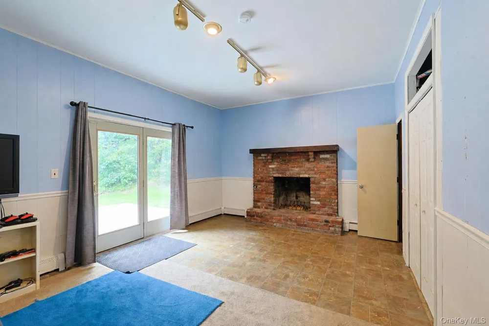 63 Hubshop Road Chester, NY 10918