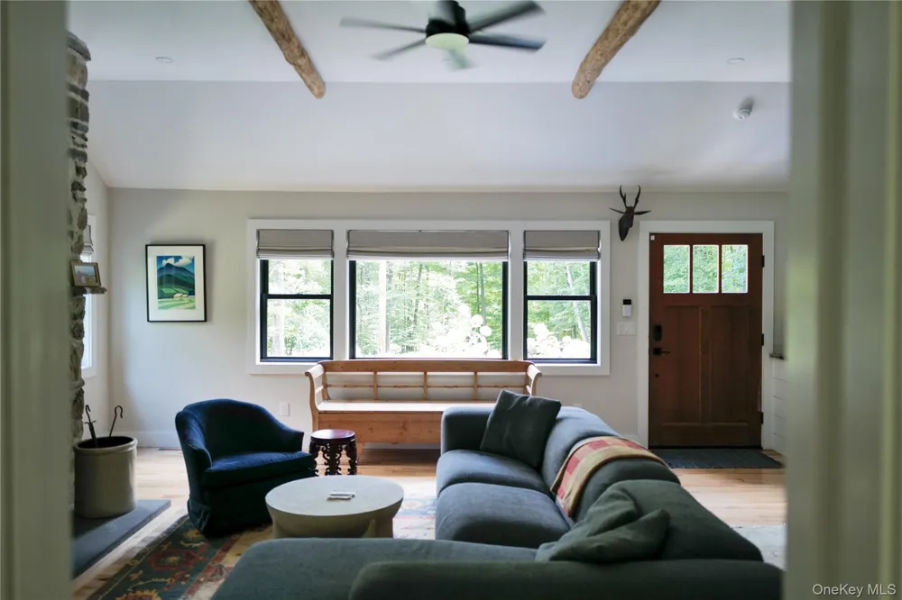 21 Vandermark Road Woodstock, NY 12498